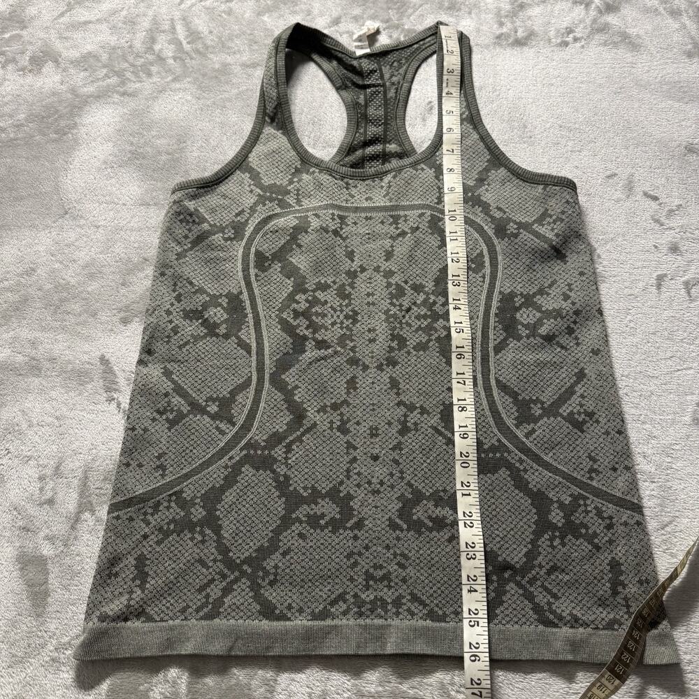Lululemon Swiftly Tech Shirt Womens 10 Green Yoga Performance Racerback Tank Top - Picture 4 of 9